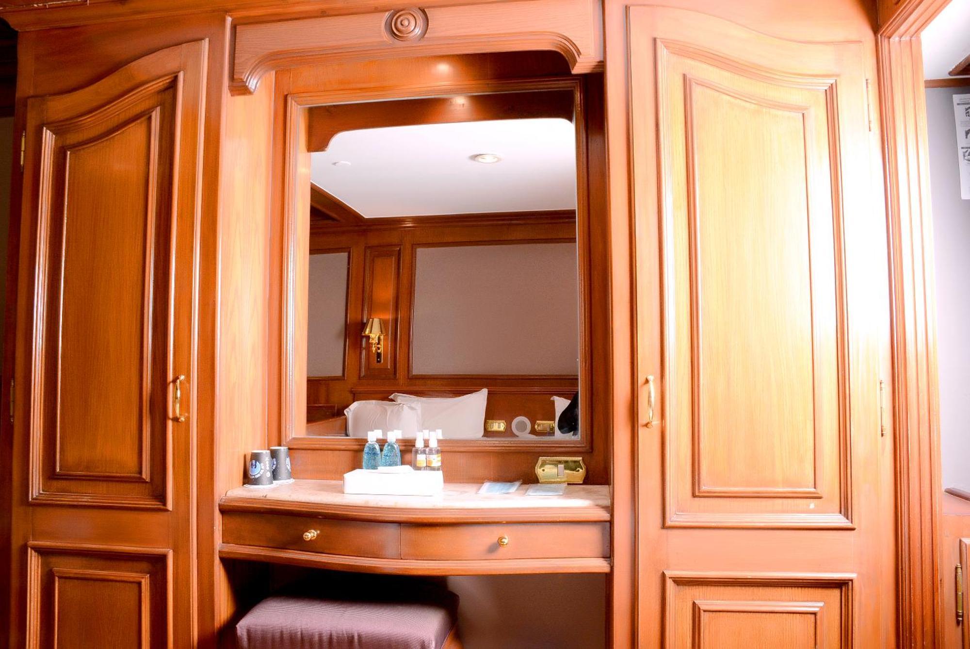 Nile Cruise Luxor Aswan 3,4 And 7 Nights Hotel Luaran gambar